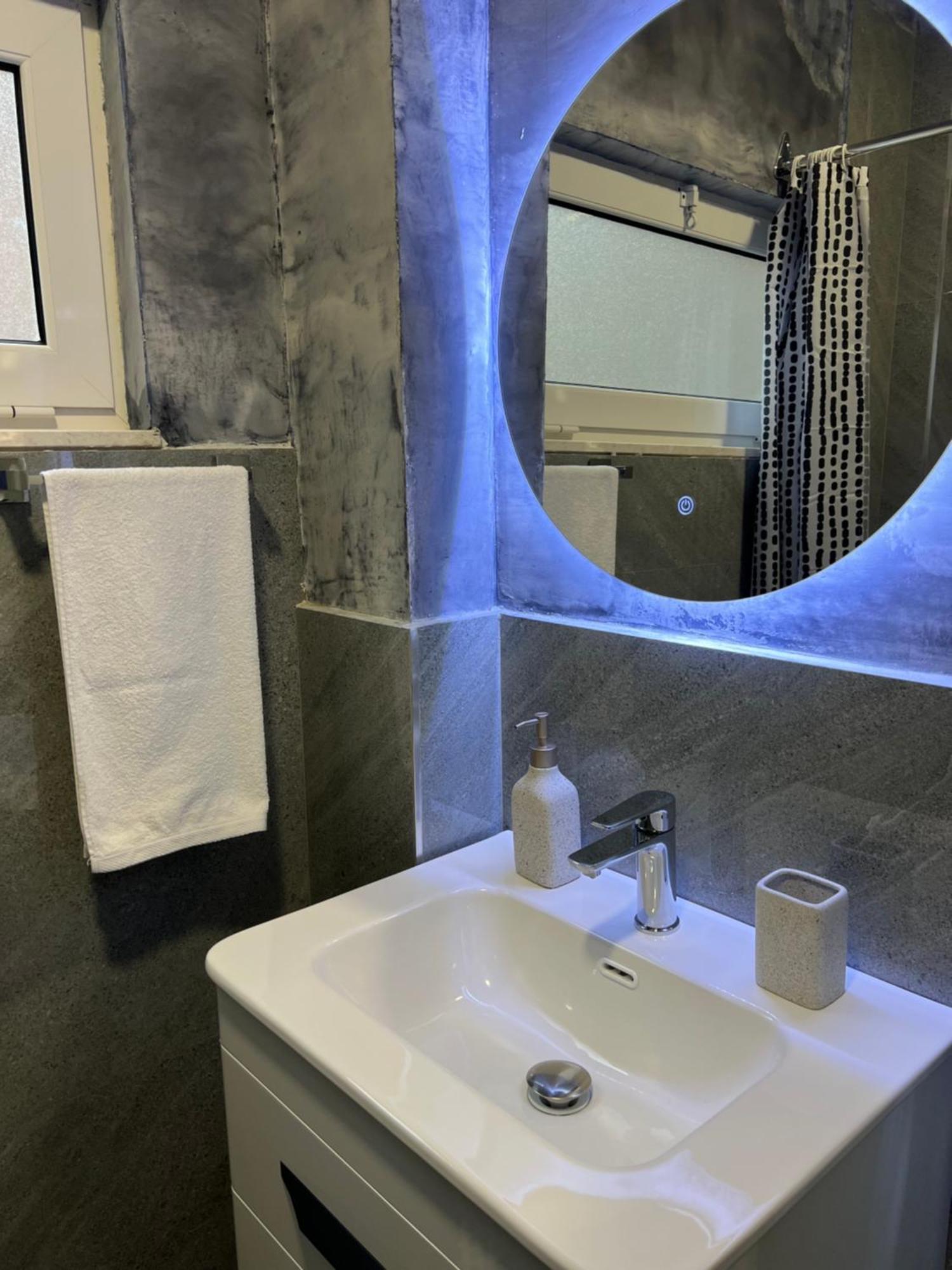 Boho Cane Apartment Tiranë Luaran gambar